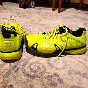 Practically New Wilson endoFIT tennis shoes